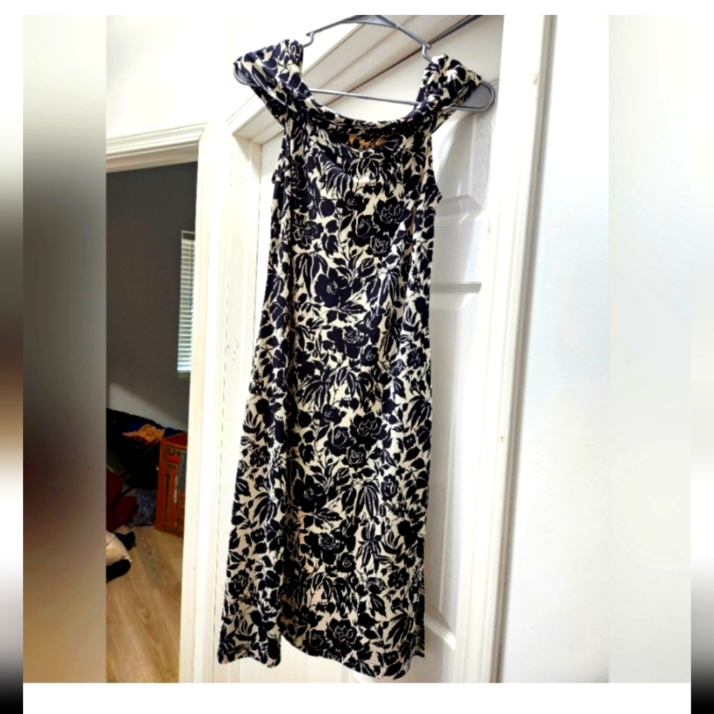 BCBG Maxazria Cowl Neck Dress sz S